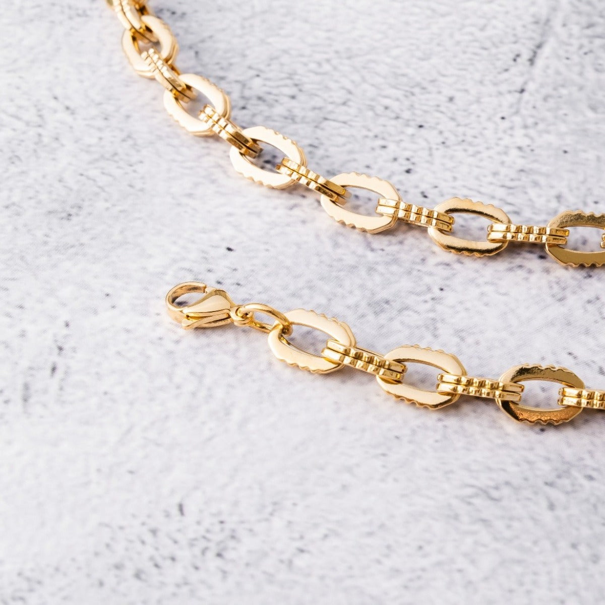 Camden Chunky Link Necklace - Gold Tone