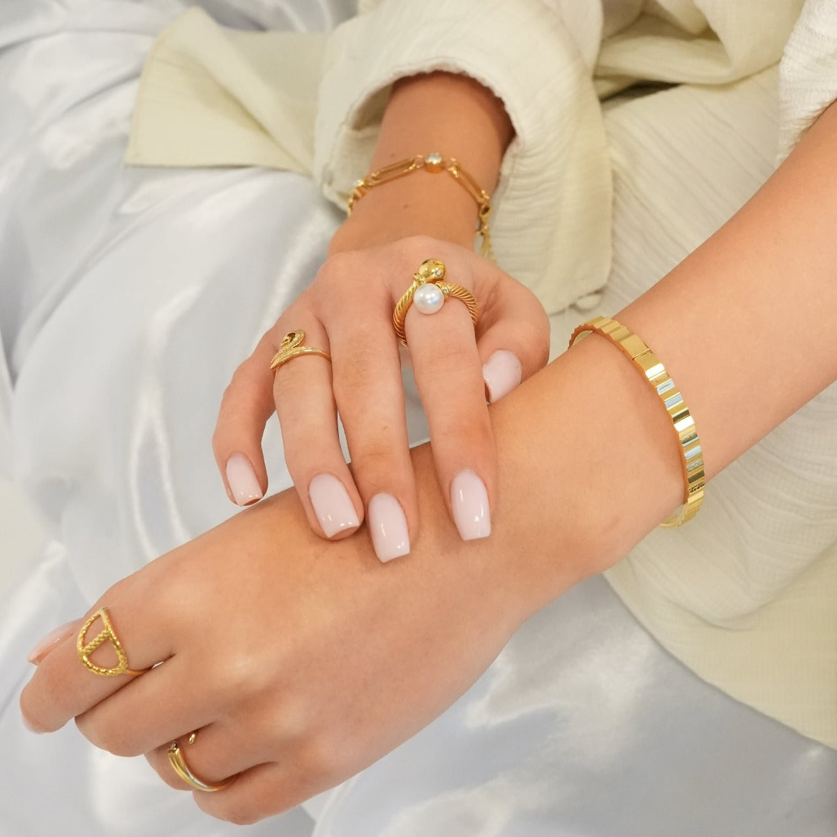 Pearl Ball Twisted Ring - Gold Tone