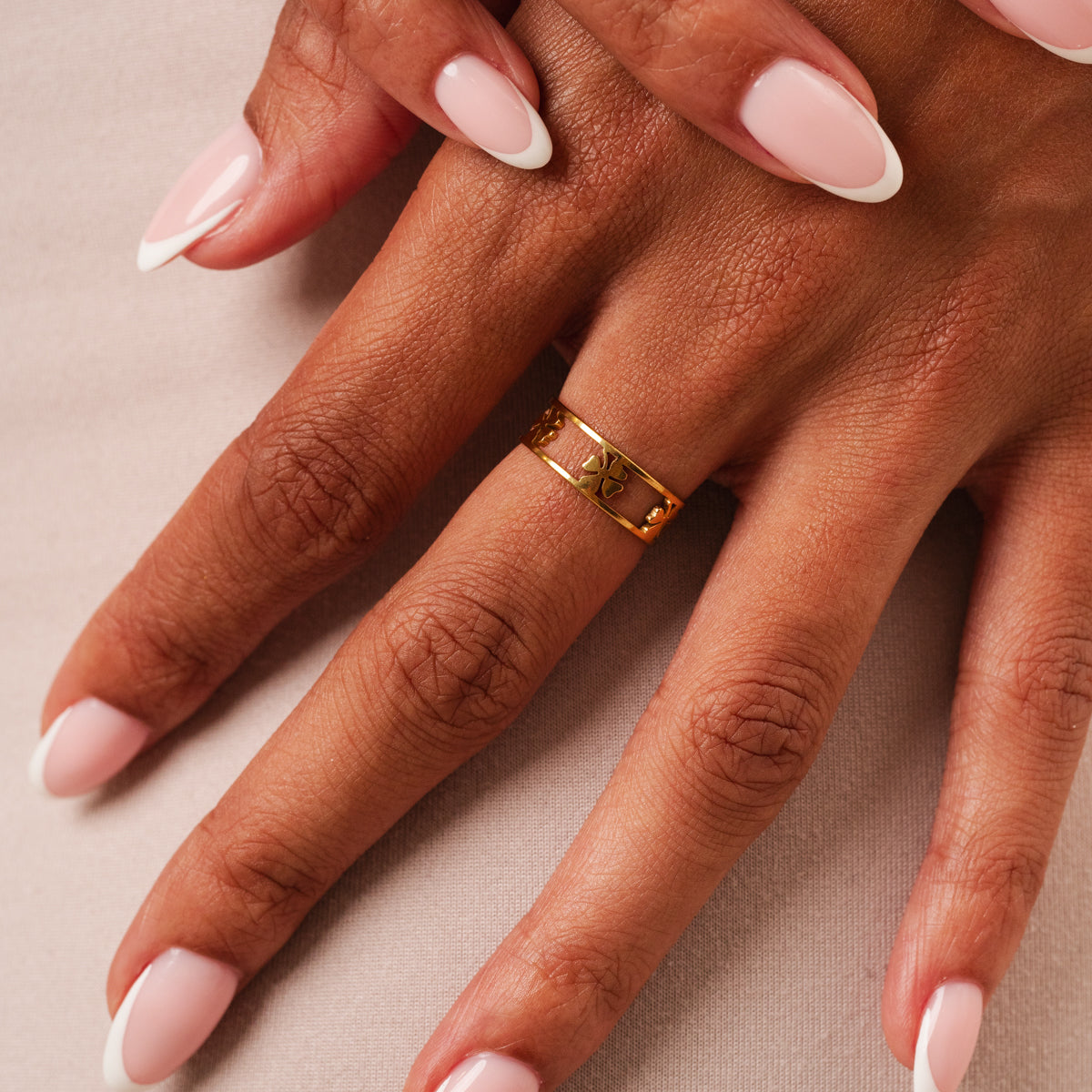 Hollow Clover Adjustable Ring - Gold Tone
