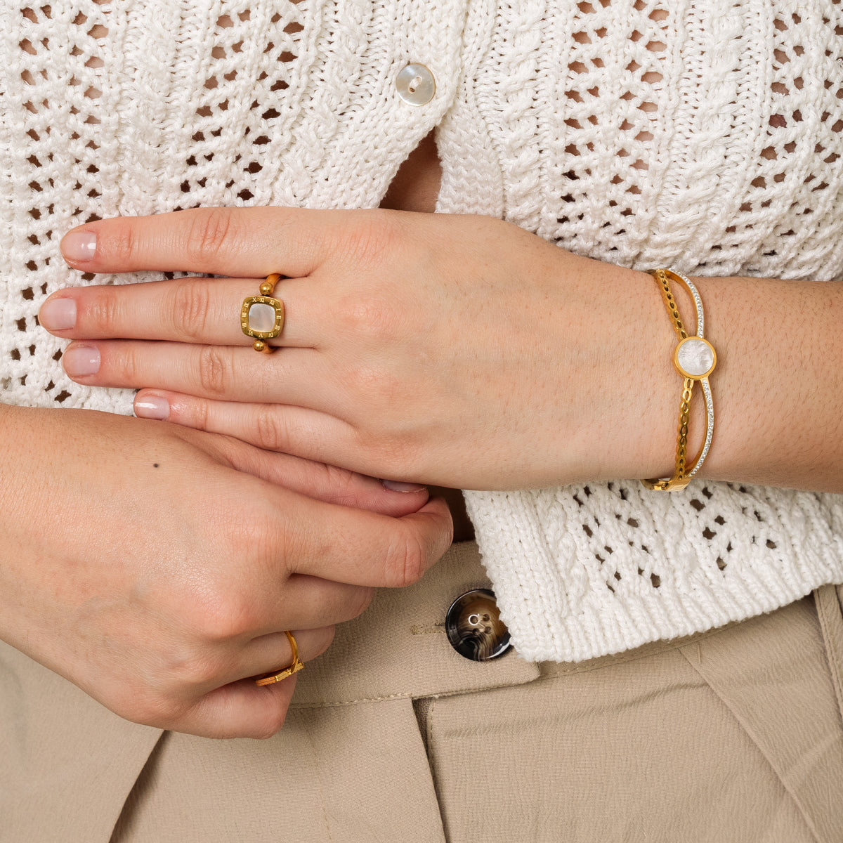 Square Rotatable Numeral Pendant Ring - Gold Tone