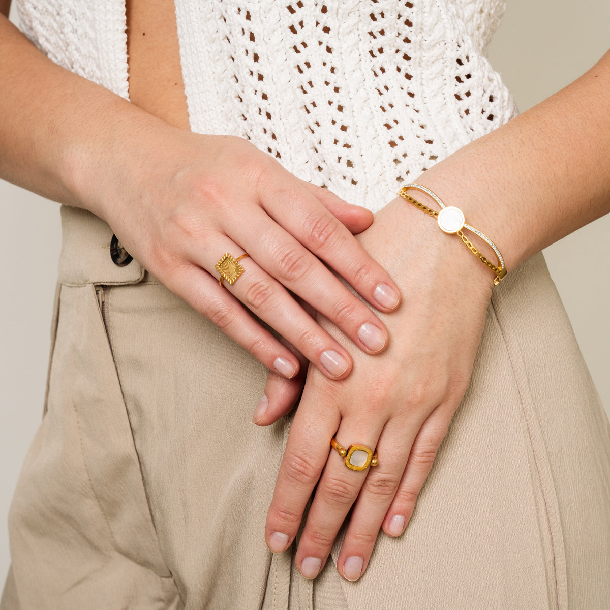 Square Rotatable Numeral Pendant Ring - Gold Tone