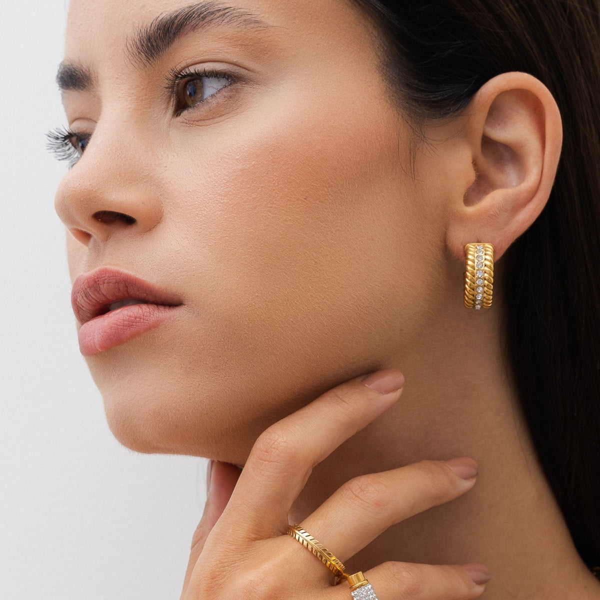 Curb Chain Stone Hoop Earrings - Gold Tone