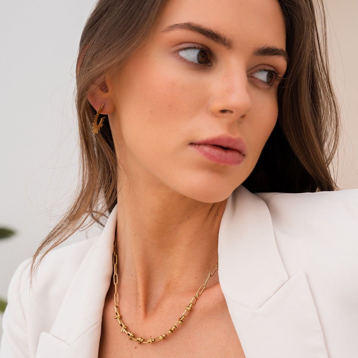 Cairo Choker Necklace - Gold Tone