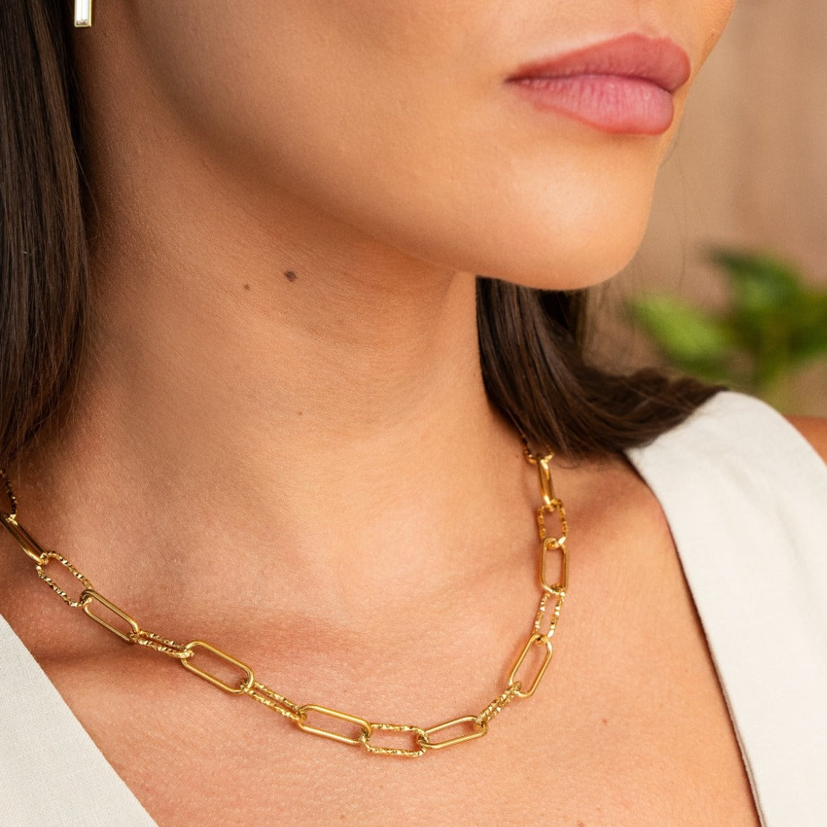 Rigid Link Chain Necklace - Gold Tone