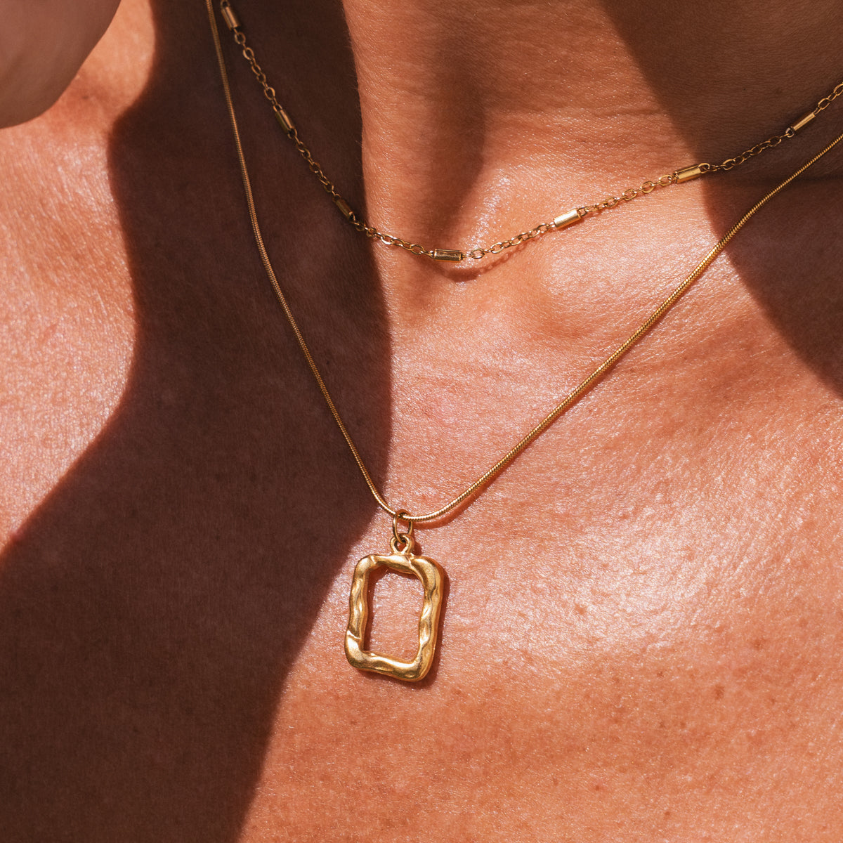 Sculpture Pendant Layered Necklace - Gold Tone