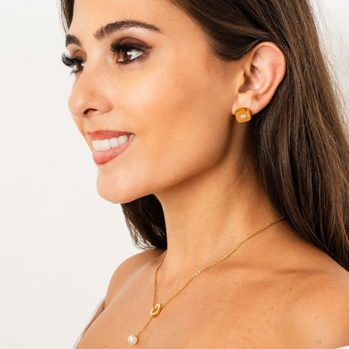 Pearl Thread Necklace - Gold Tone