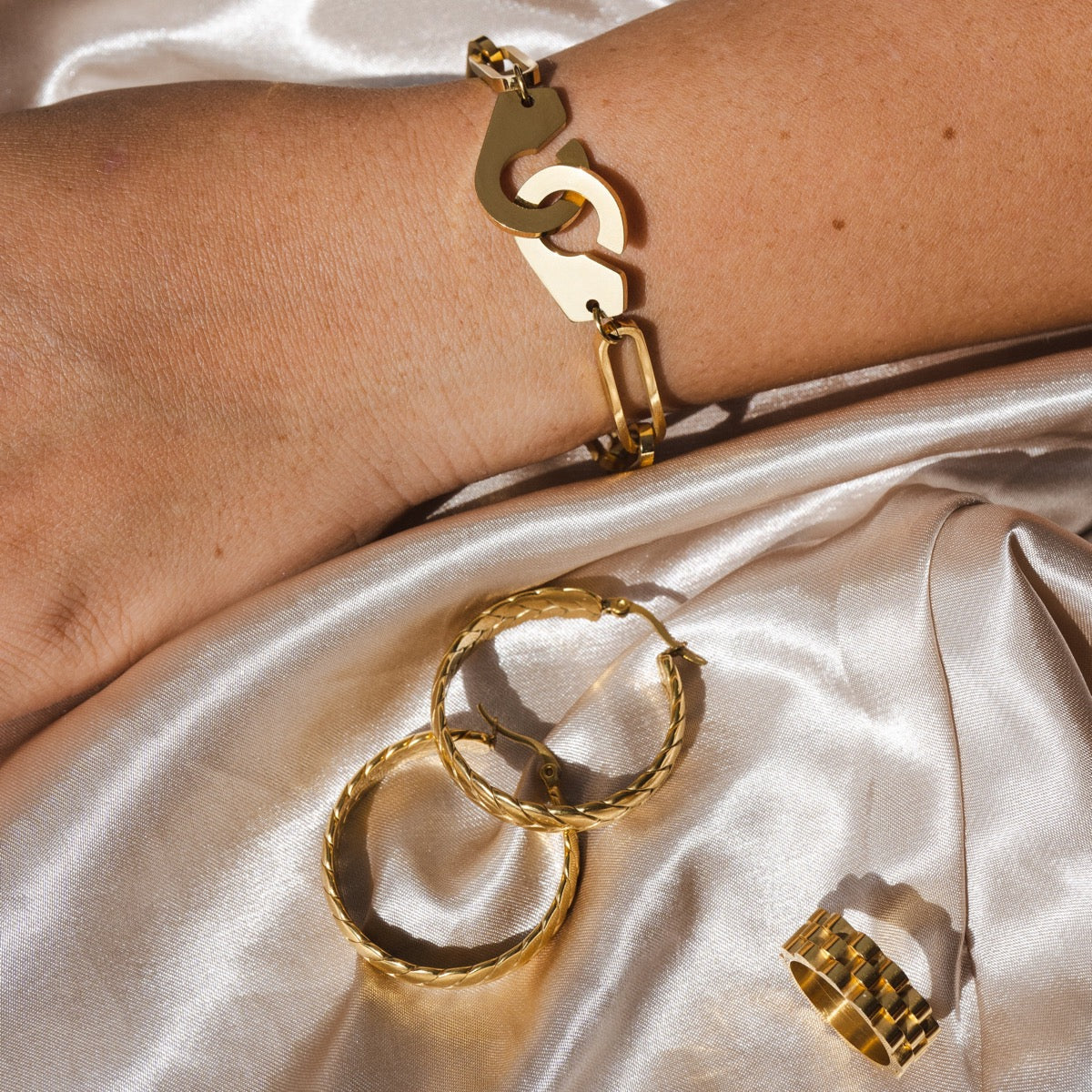 Woven Hoop Earrings - 18K Gold Plated