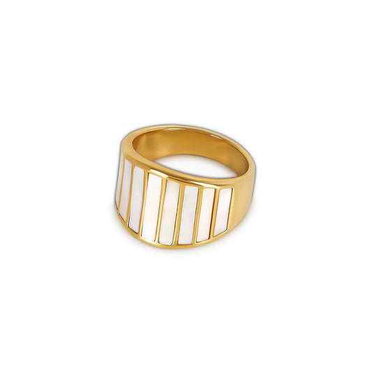 Colloseum Chunky Ring - Gold Tone