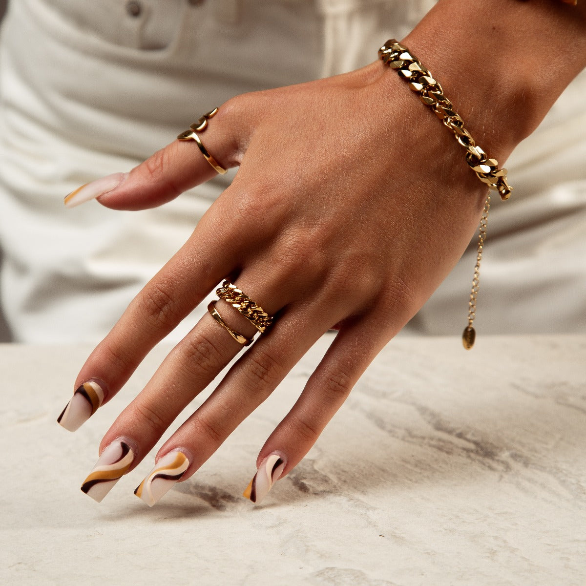 Curb Link Chain Ring - Gold Tone