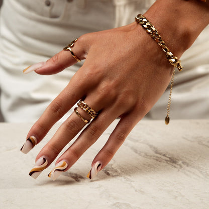 Curb Link Chain Ring - Gold Tone