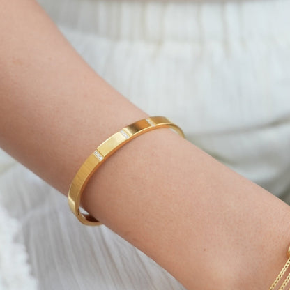 Linear Stone Bangle Bracelet - Gold Tone
