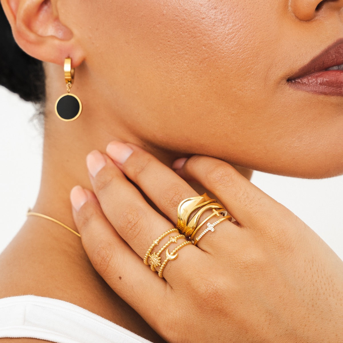 Sculpture Adjustable Ring - Gold Tone