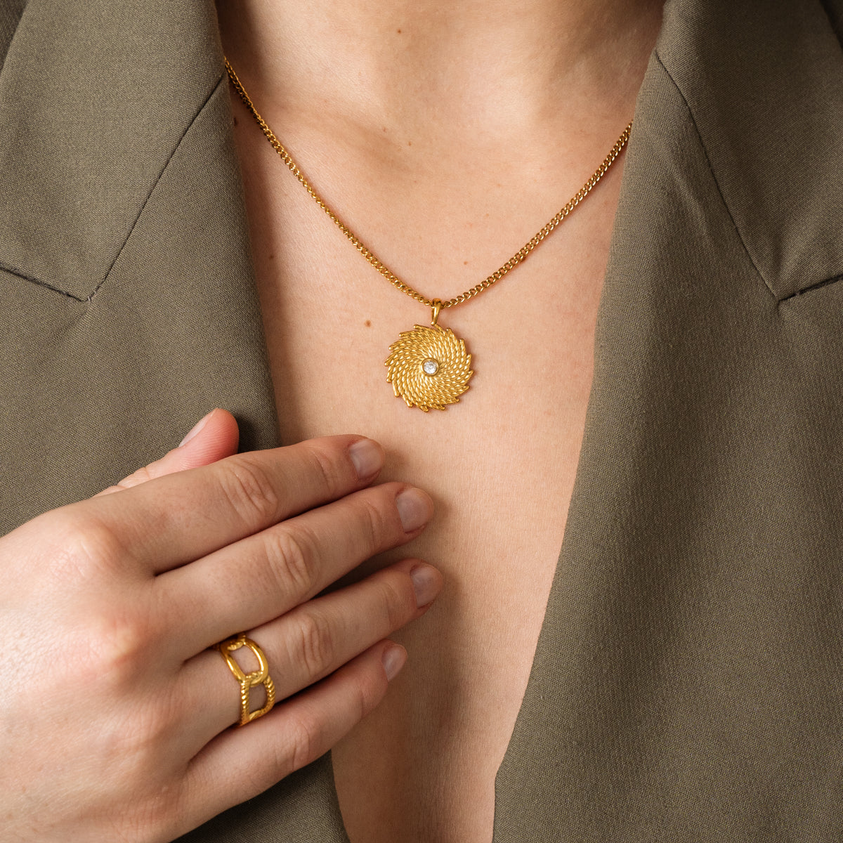 Albany Pendant Necklace - Gold Tone