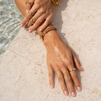 ESNTL Ring - Gold Tone