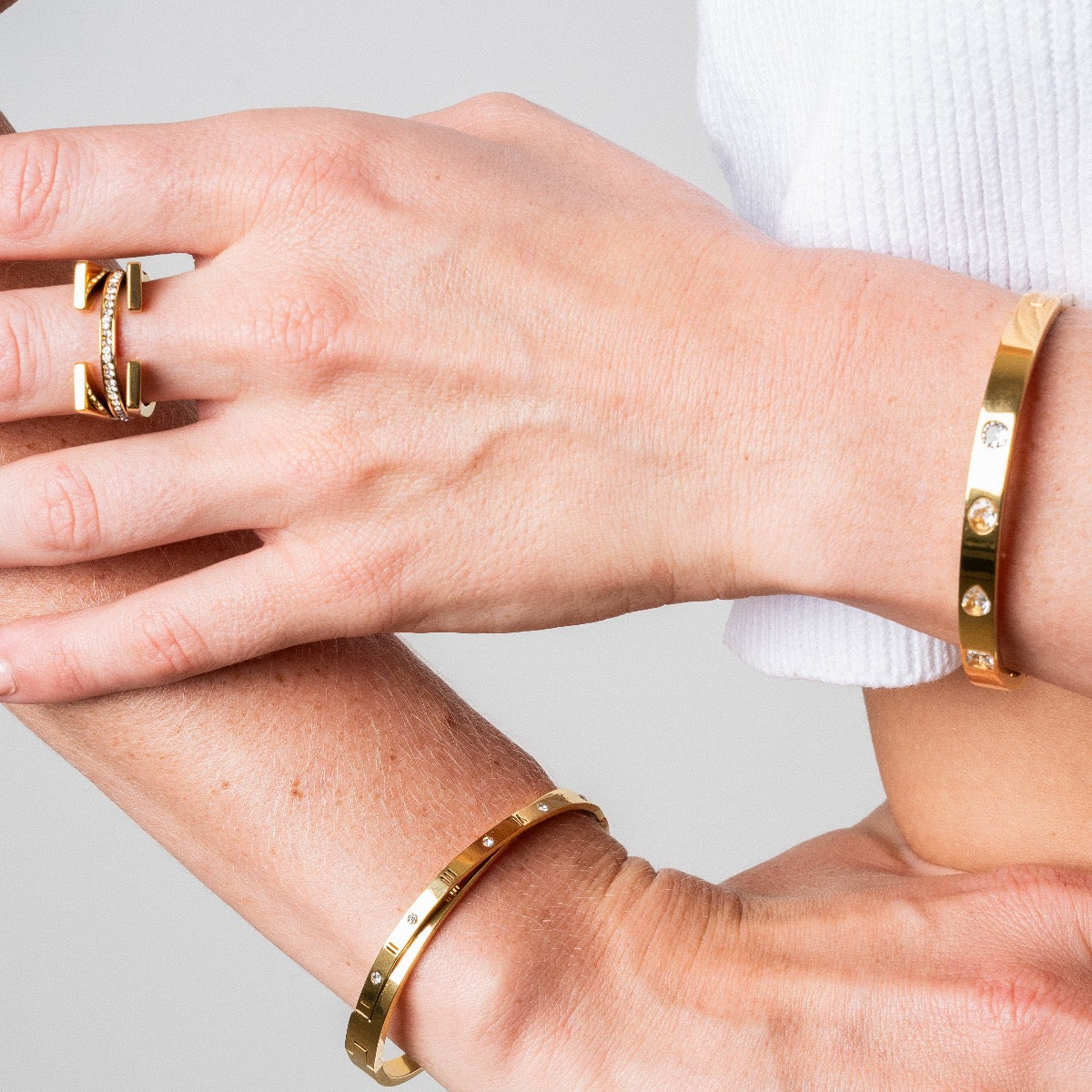 Multi Shape Stone Bracelet - Gold Tone