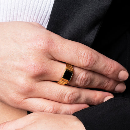 Noir Stone Ring - Gold Tone