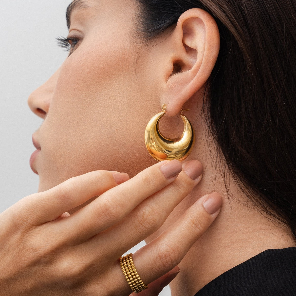 Clara Hoop Earrings - Gold Tone