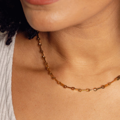 Tablet Clip Chain Necklace - Gold Tone