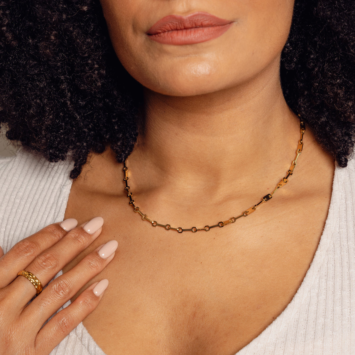 Tablet Clip Chain Necklace - Gold Tone