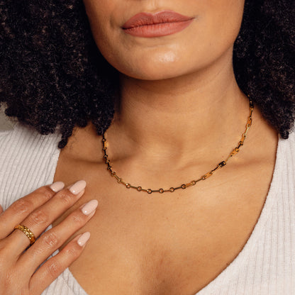 Tablet Clip Chain Necklace - Gold Tone