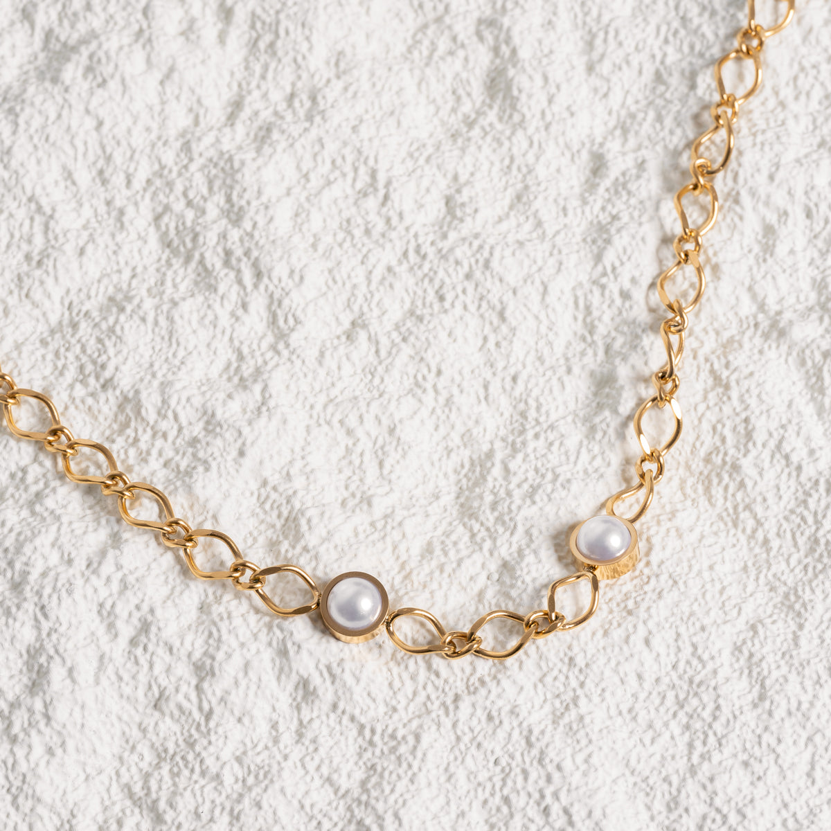 Cora Pearl Pendant Necklace - Gold Tone
