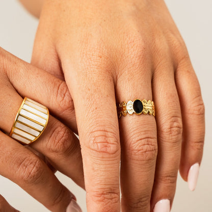 Colloseum Chunky Ring - Gold Tone