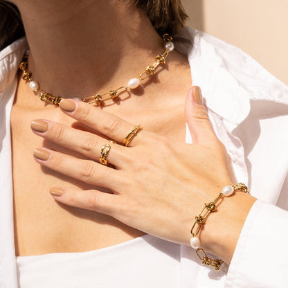 Pearl Knot Chain Bracelet - Gold Tone