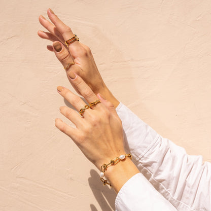 Pearl Knot Chain Bracelet - Gold Tone